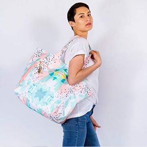 Logan and lenora carryall tote Clearance